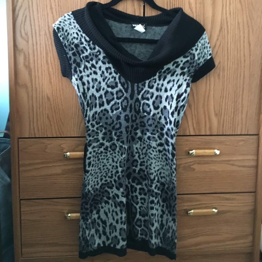 Cheetah long top