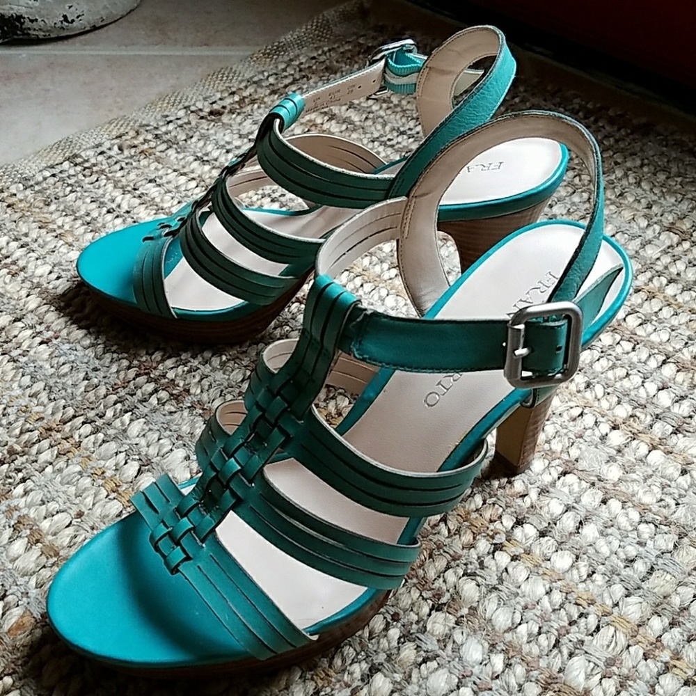 Franco Sarto Teal 4 inch heels