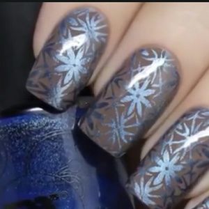 Meet your Posher, Cynthia