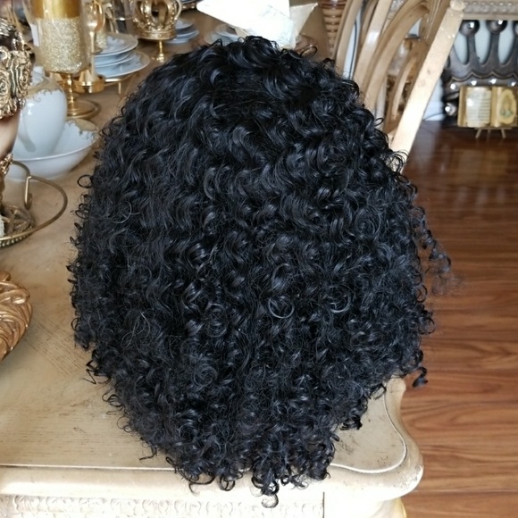 Curly Beauty Wig main image 4