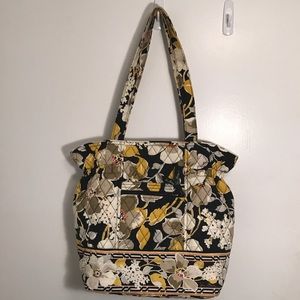 Vera Bradley Laura tote in Dogwood