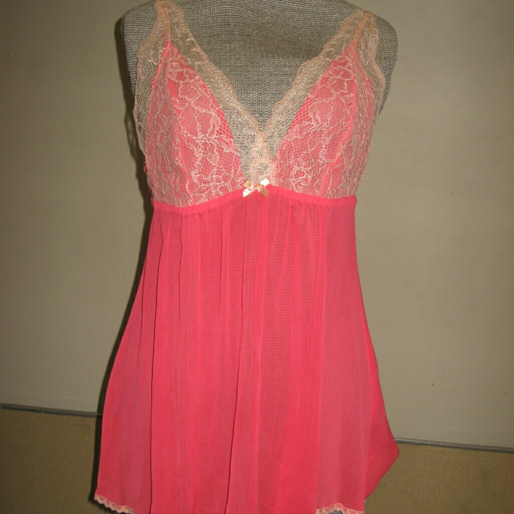 Lacy camisole size 4"