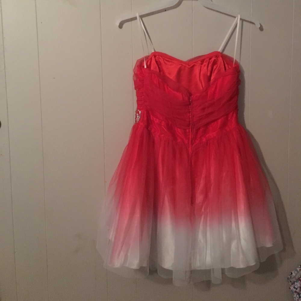 Dress - Picture 2 of 2