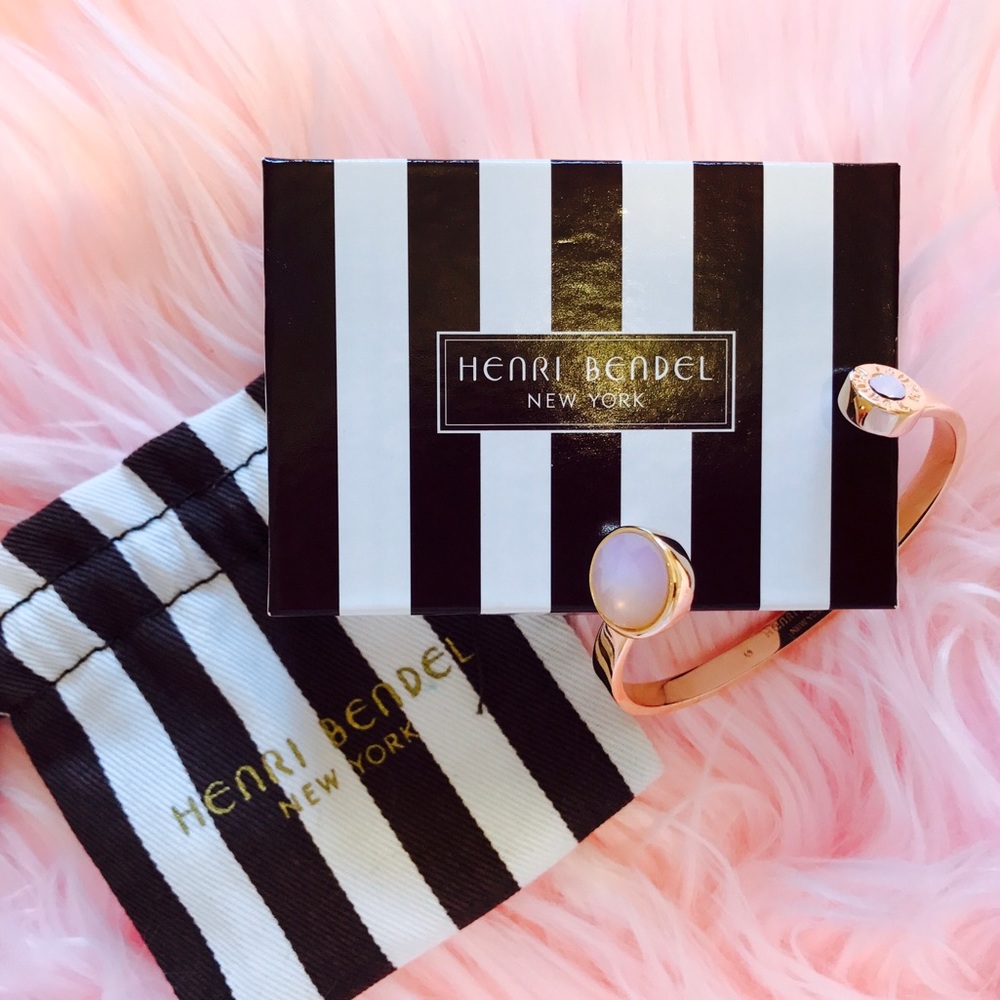 NWOT Henri Bendel Rose Gold Bangel/Bracelet
