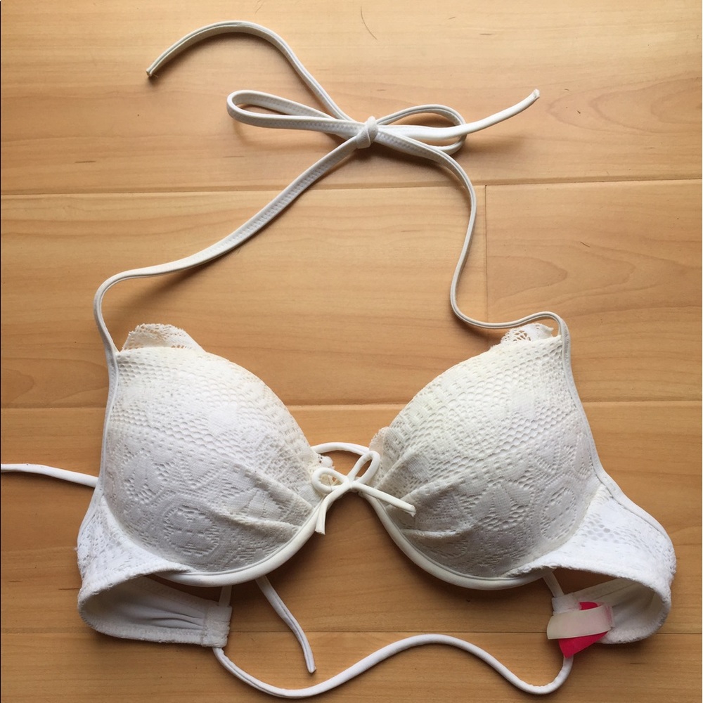 Eyelet lace padded push-up bikini top