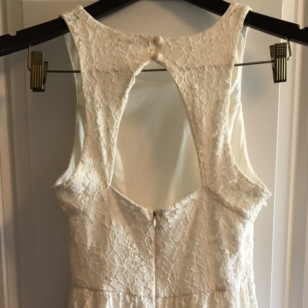 Dress - Picture 2 of 3