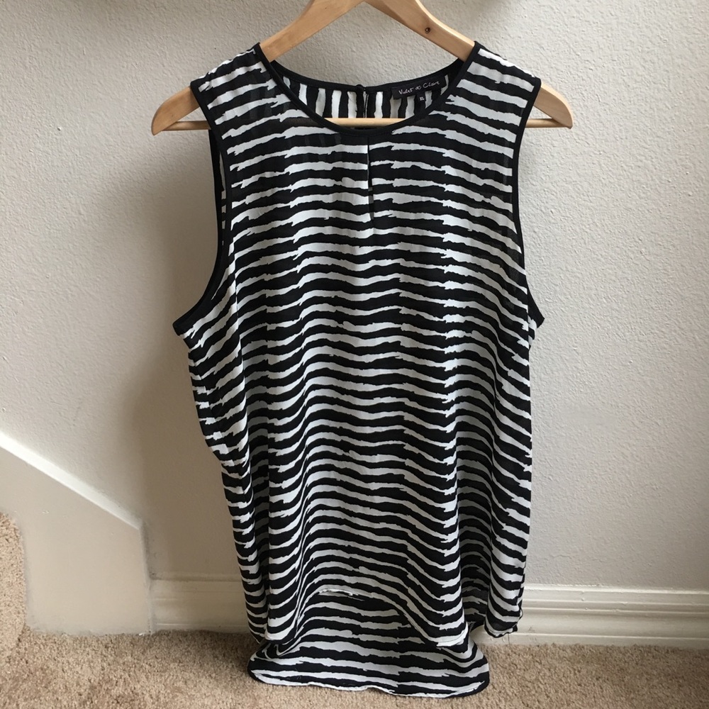 Violet & Claire Sleeveless Shell Tunic