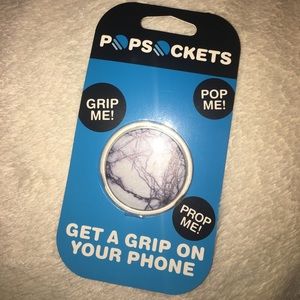 Pops Socket in Marble