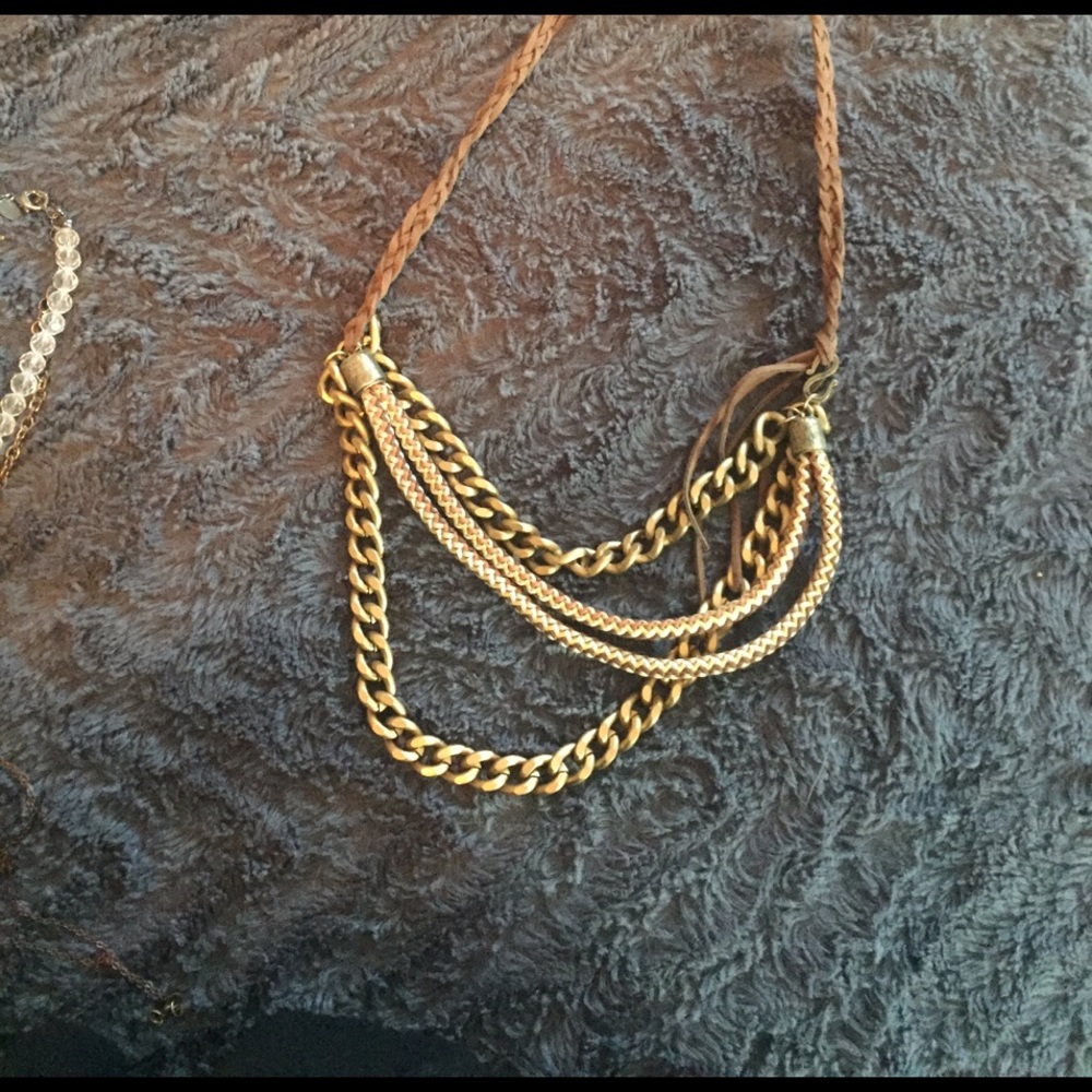 Statement necklace