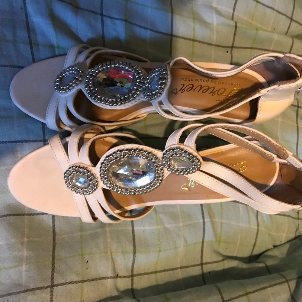 What shoes with diamond black sequins