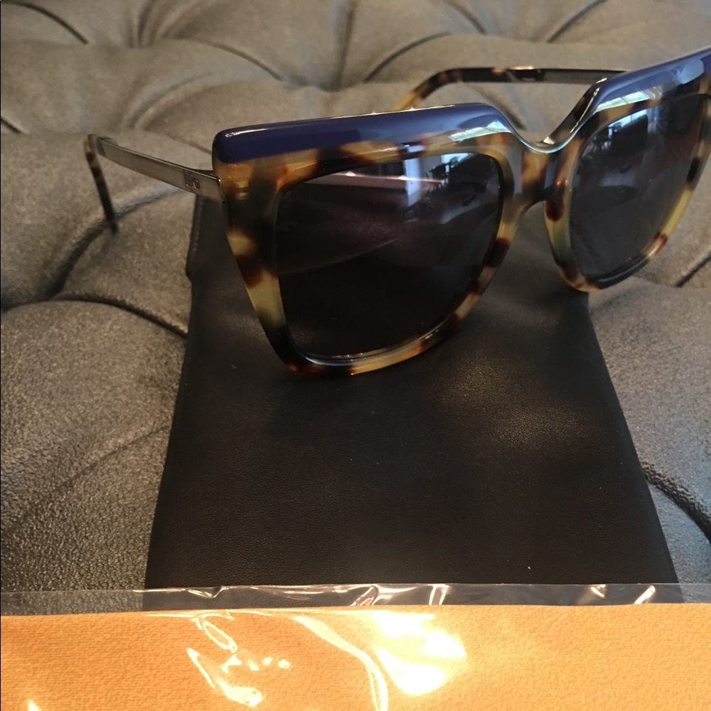 Fendi Galassia sunglasses - Picture 3 of 8