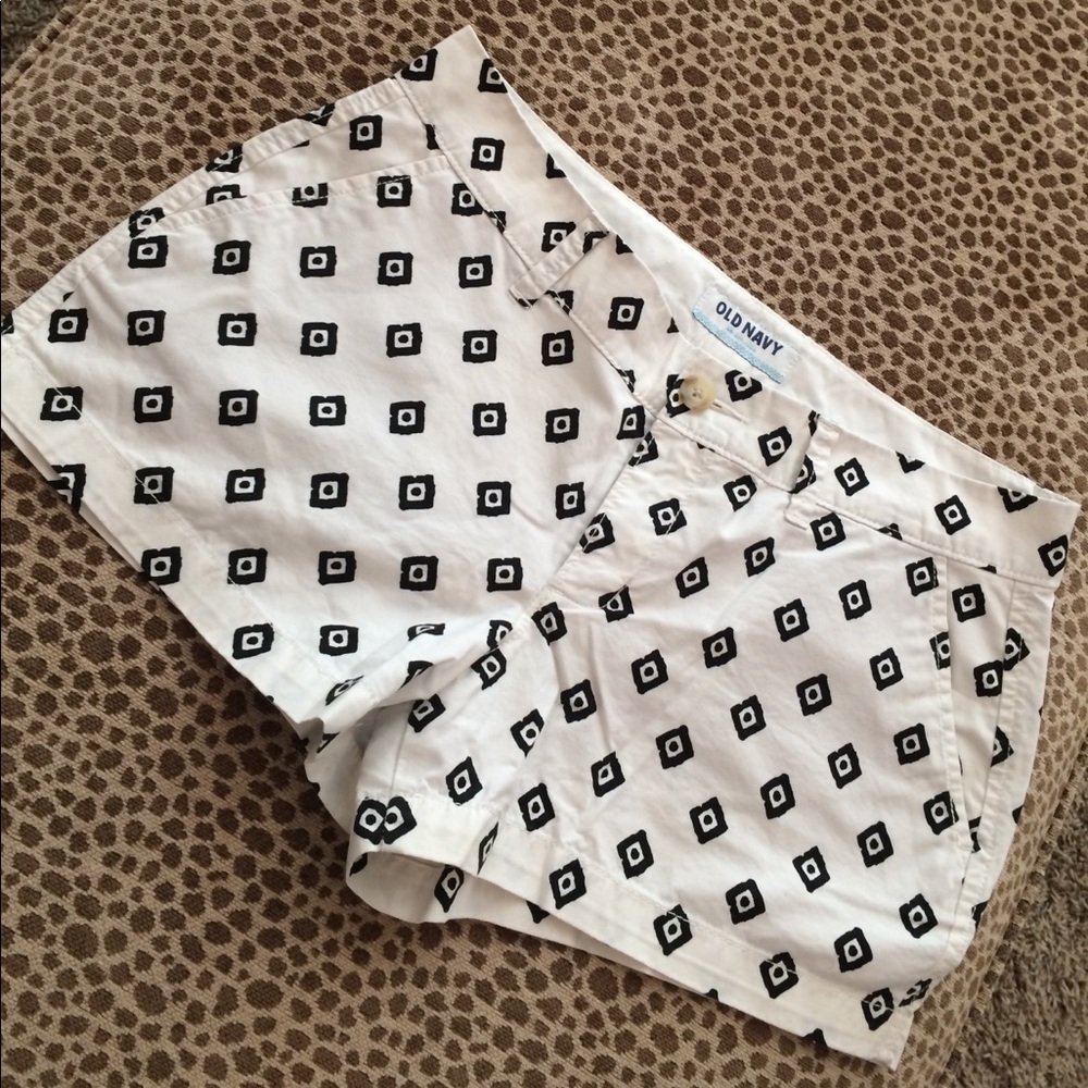 Old Navy Shorts Size 4