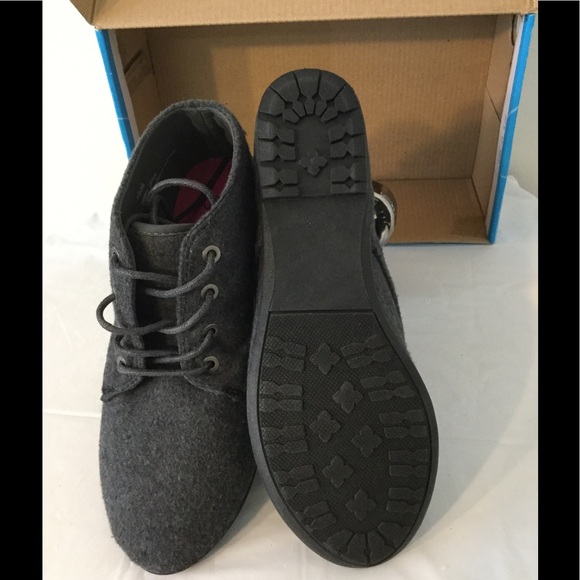 Flat booties, brand new - Picture 4 of 4