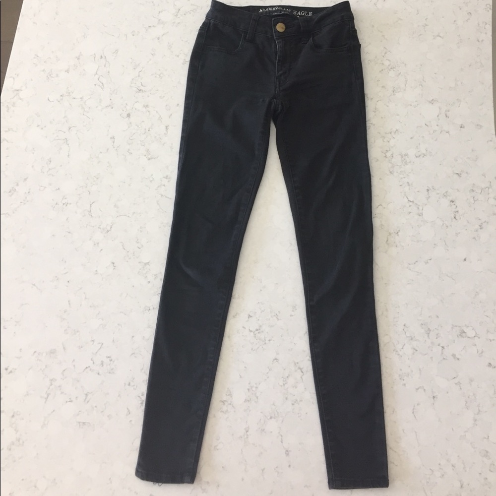 American Eagle black super super stretch jeggings