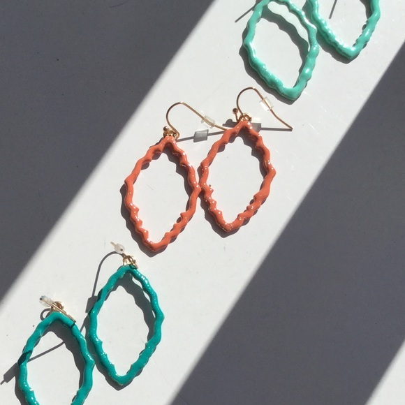 Jewelry - Drop earrings many colors available