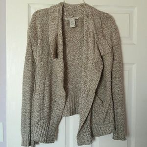 Cardigan sweater