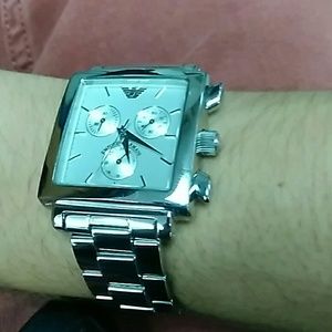 Meet your Posher, Warren