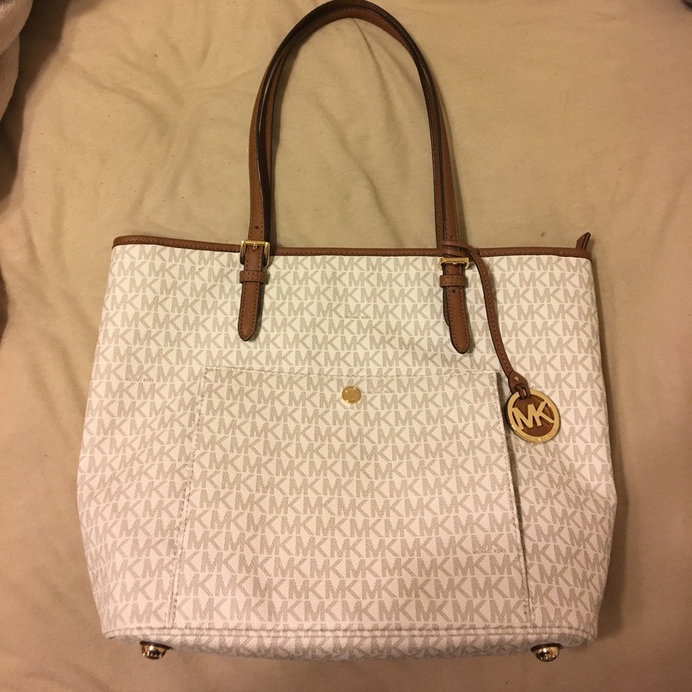 Michael Kors Jet Set Travel Logo Tote