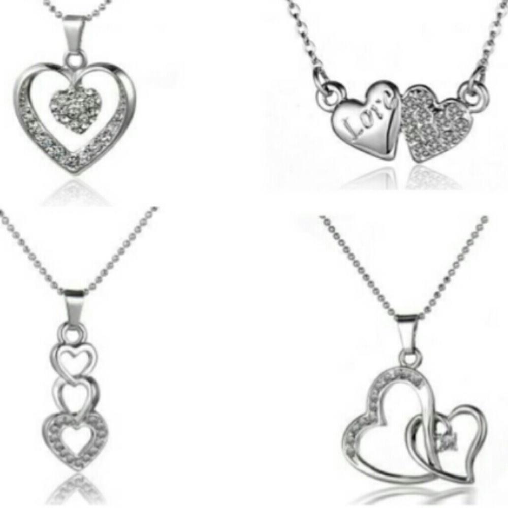 🆕CRYSTAL HEART NECKLACES💗💕