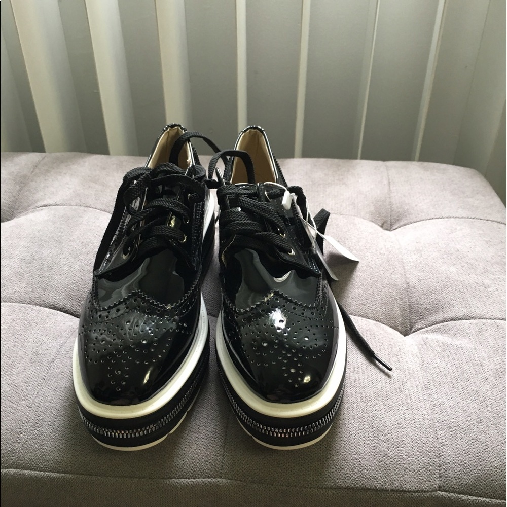 Super Modern Women shoes flat platform Oxford