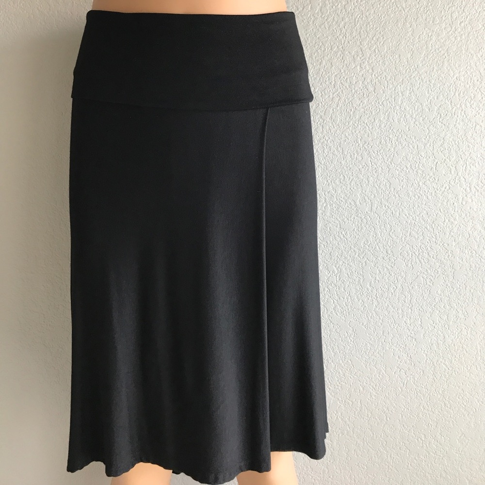 Capote high low skirt black