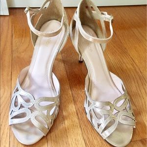 Klub Nico Gold Heels