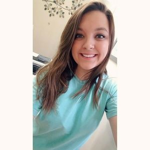 Meet your Posher, Madeline