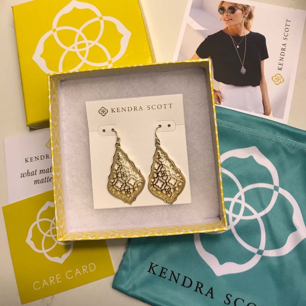 Kendra Scott Addie Earrings