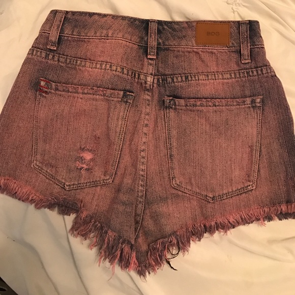 colored jean shorts w/studs & patterns on pocket - Picture 2 of 2