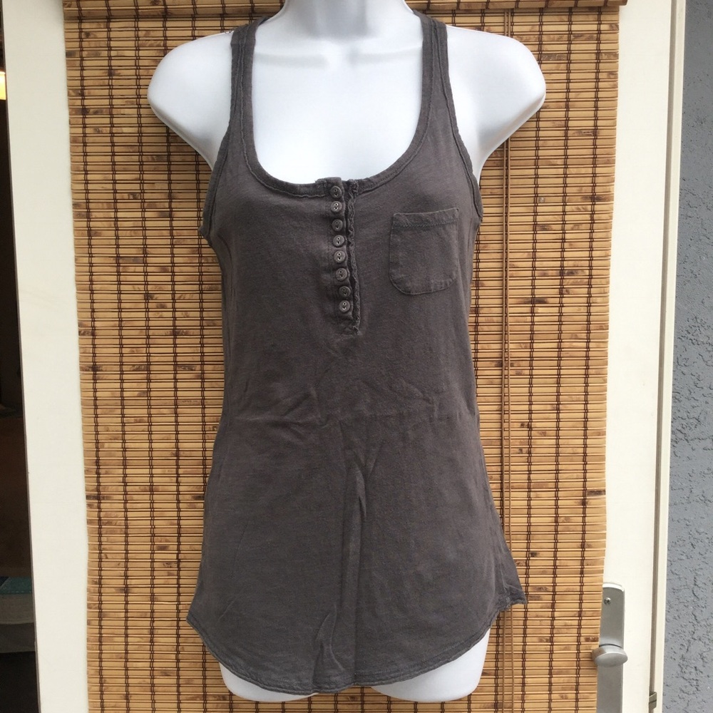 Razorback tank top