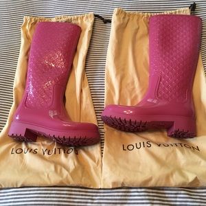 Authentic lv rain boots pink