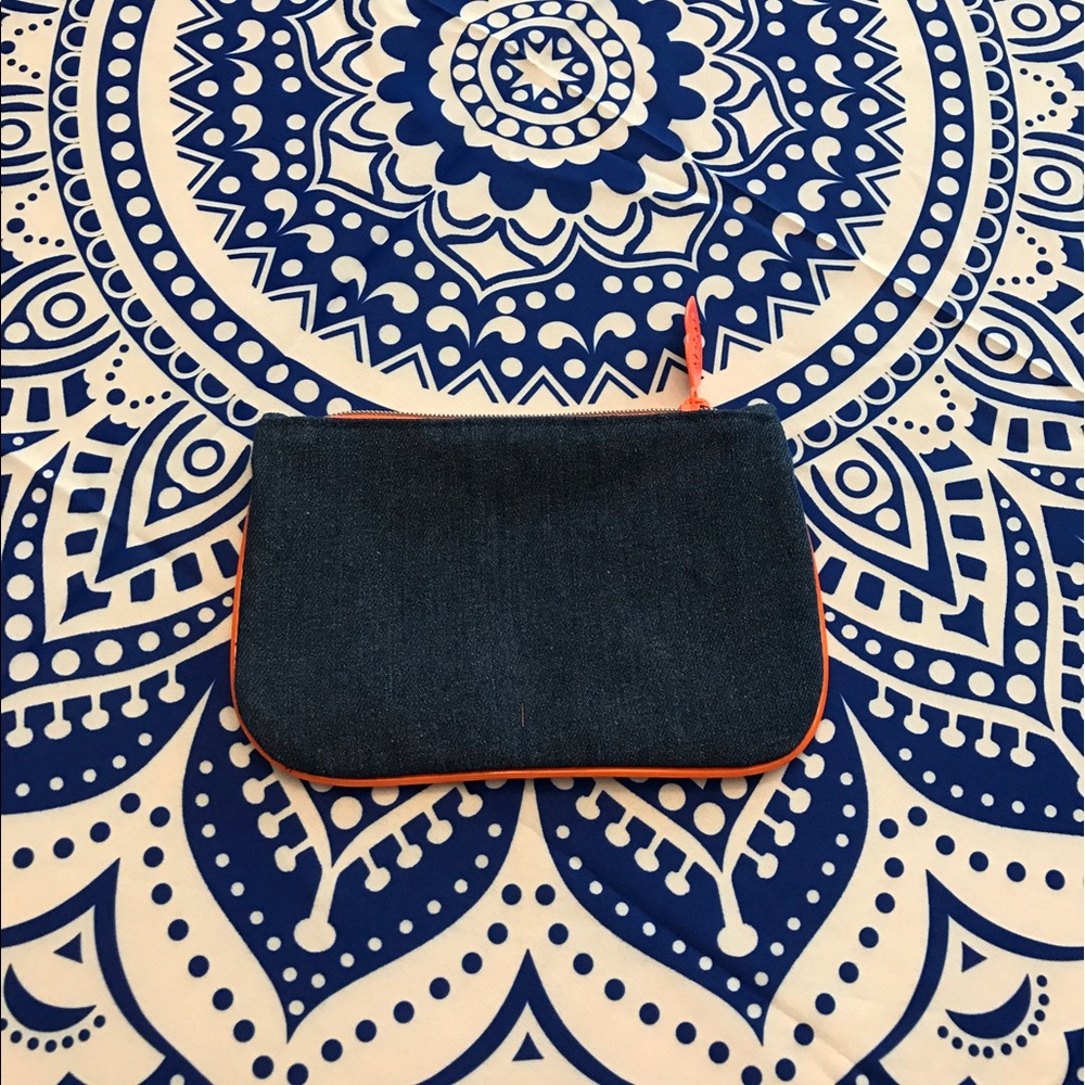 Makeup bag