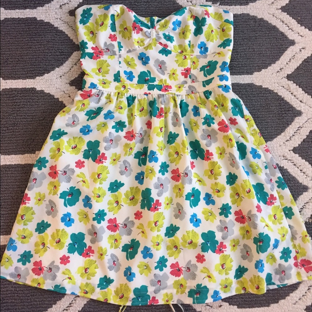 American Eagle Sun Dress