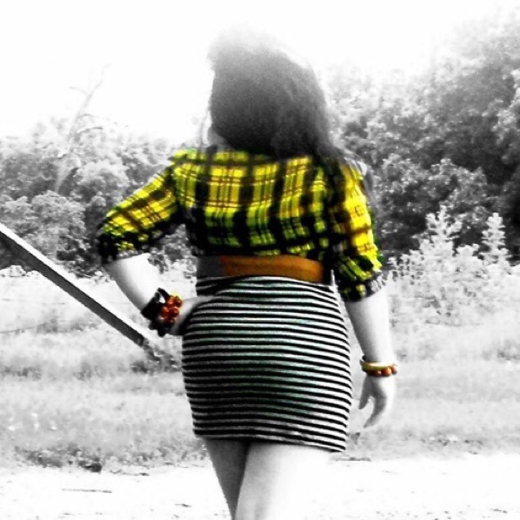 Meet your Posher, Brenda - Picture 2 of 5