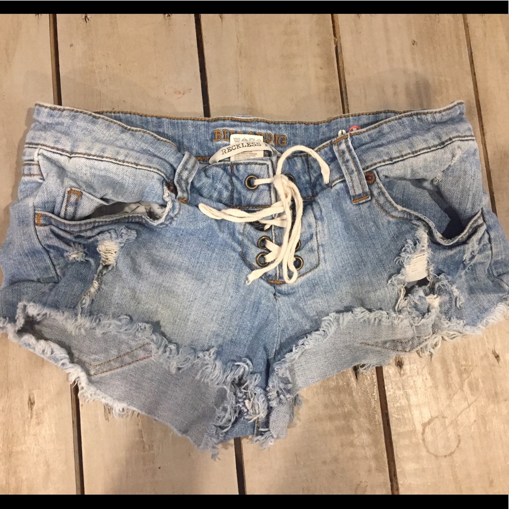 Billabong shorts reckless fit size 1