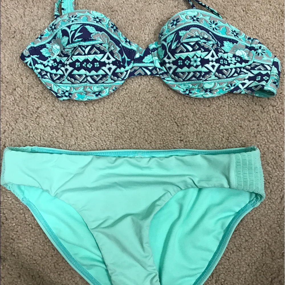 Billabong bathing suit