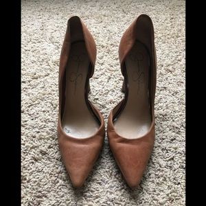 Jessica Simpson pumps