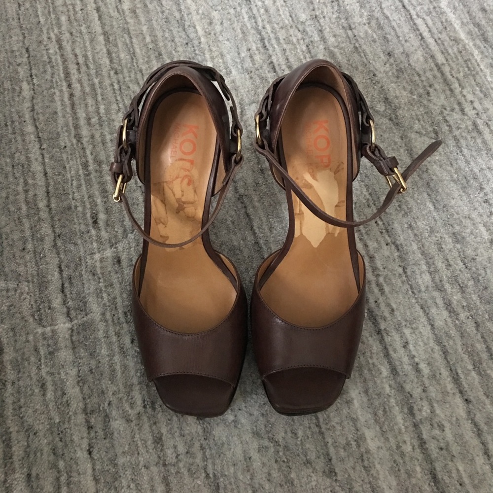 Brown Michael Kors platform sandals w wood heel