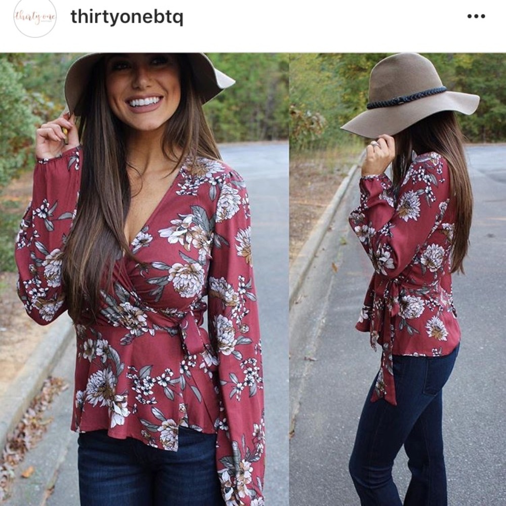 Thirty one boutique, Floral crisscross blouse