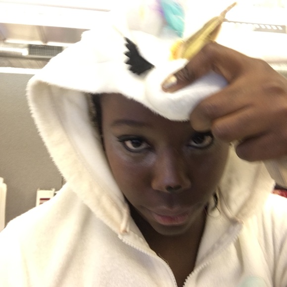 Meet your Posher, Kenteh - Picture 1 of 1