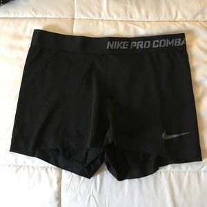 Size M Nike Pro Spandex