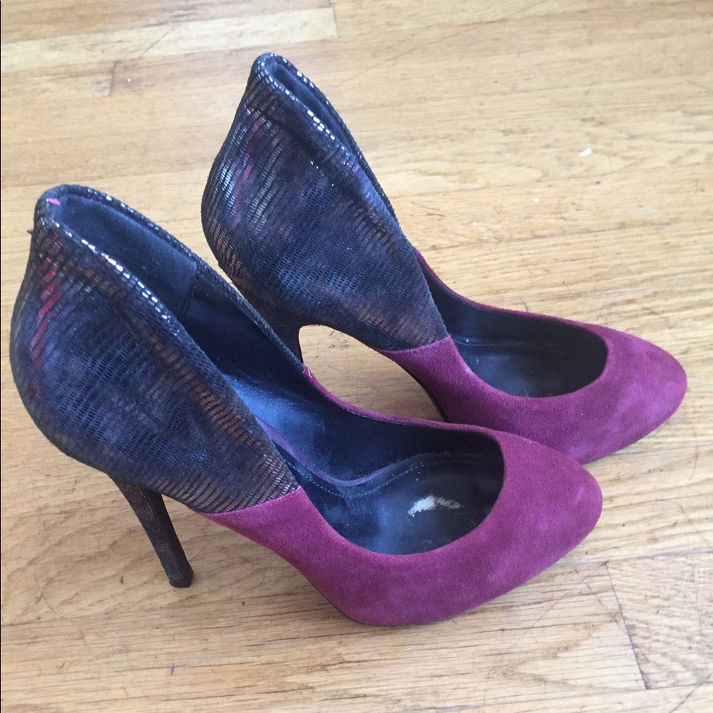 Aldo maroon and snakeskin suede heels size 8.5