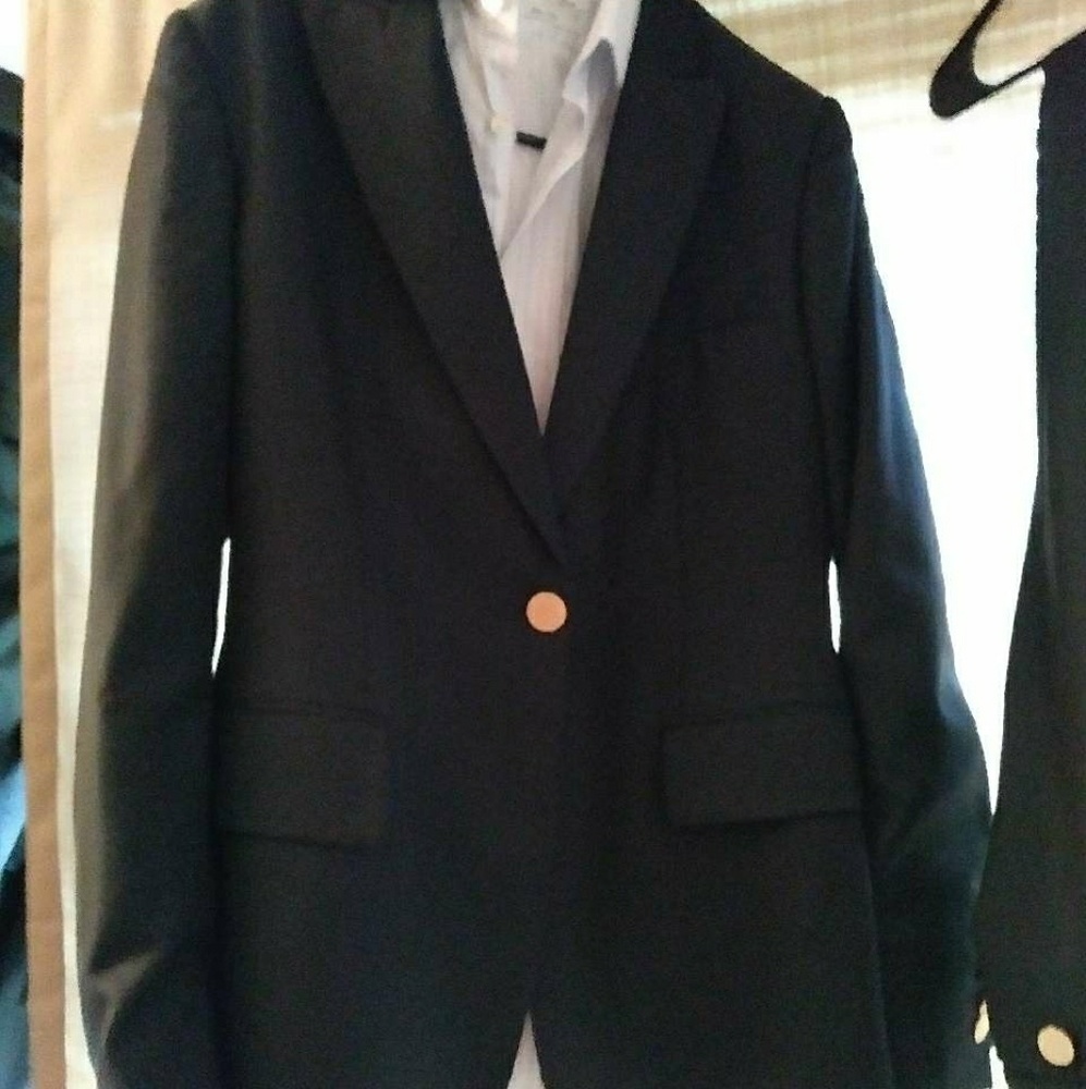 Stella McCartney size 46..so 36 in usa