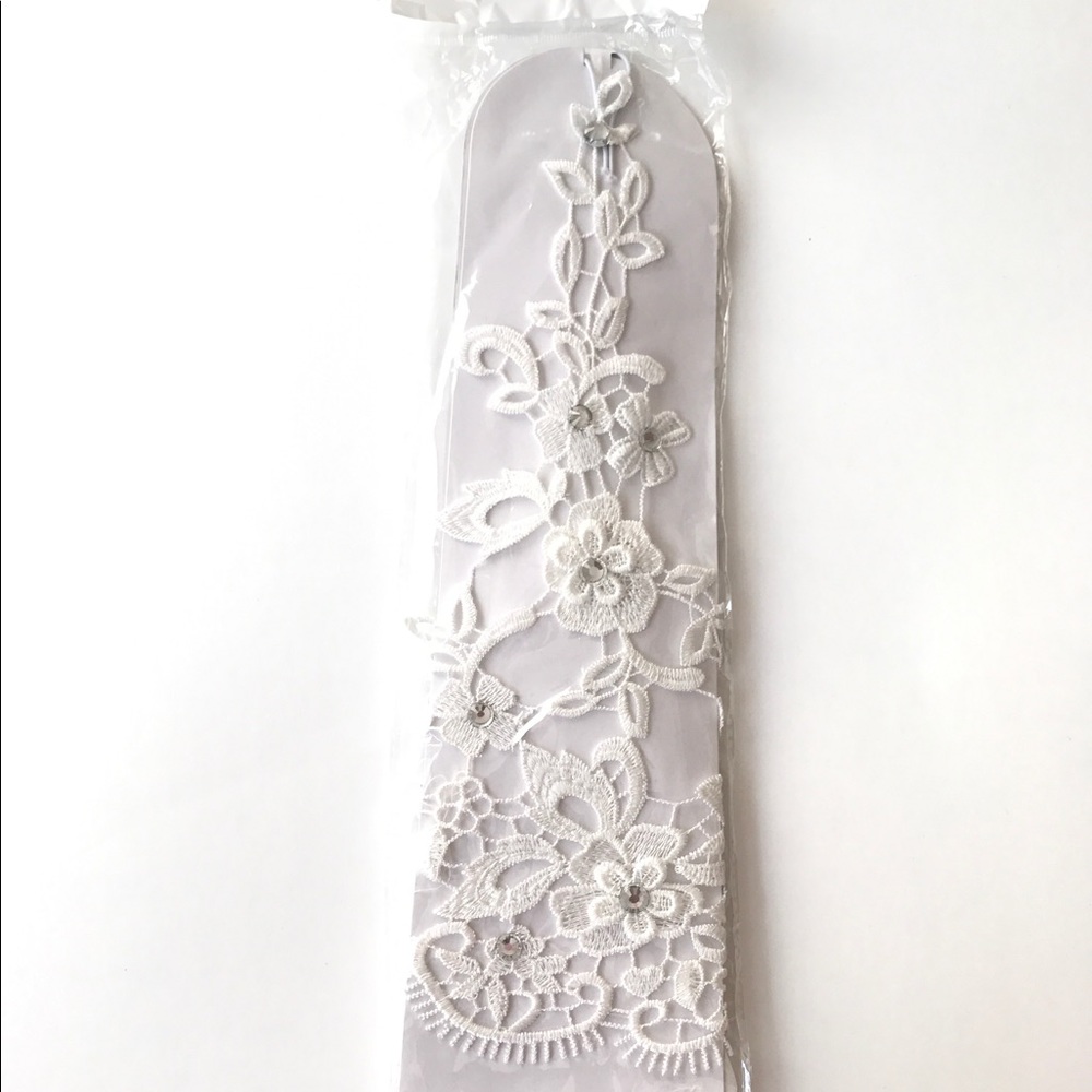 Wedding Bride arm lace sleeve with pearls