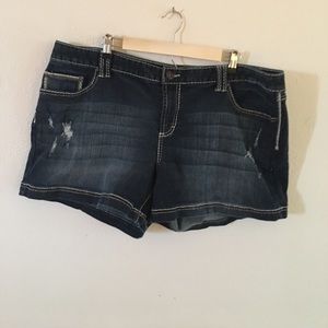 Maurice's denim shorts