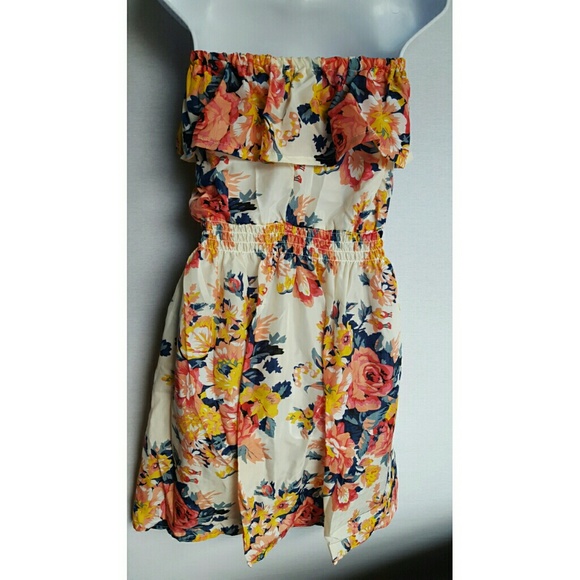 Off Shoulder Floral Print Dress NWOT Many Sizes - Picture 6 of 7
