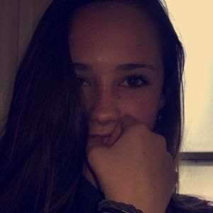 Meet your Posher, Hailey