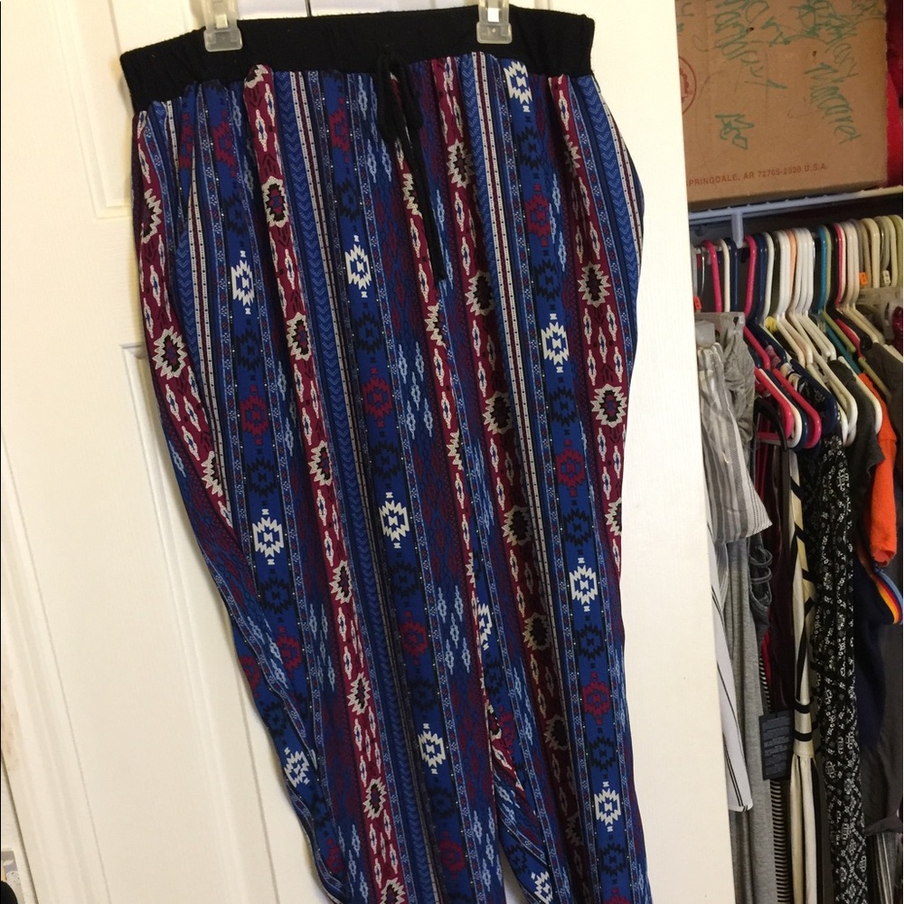 Fancy print cool pants