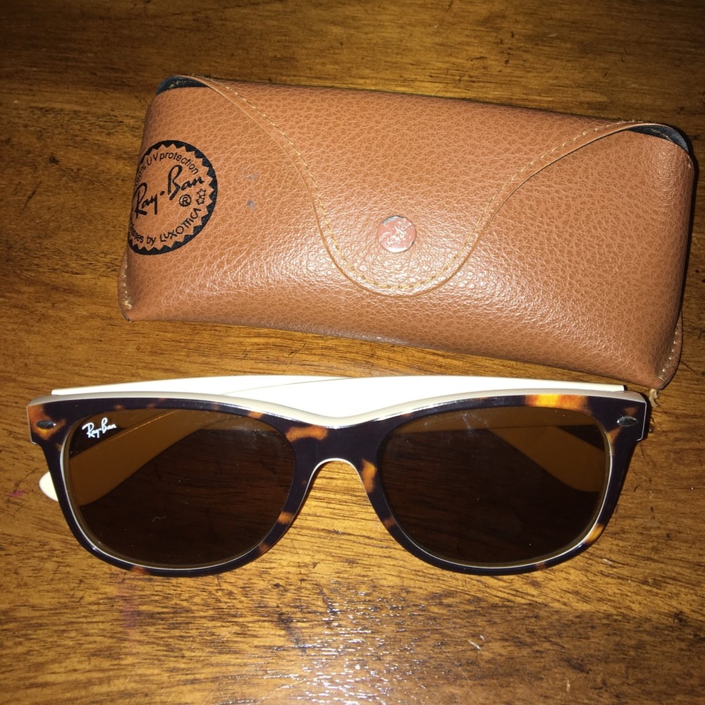 Authentic ray-ban wayferers with case