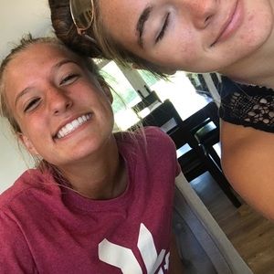 Meet your Posher, Mandy